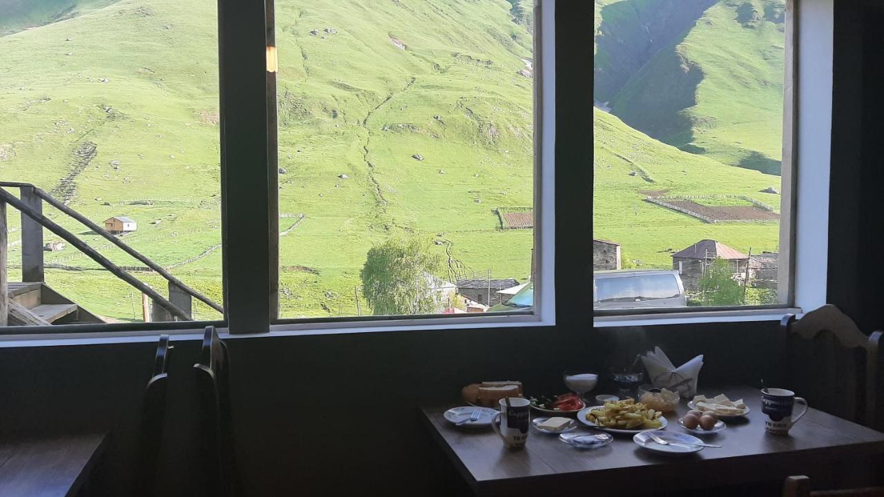 Guesthouse SVANURI SAKHLI Ushguli Extérieur photo