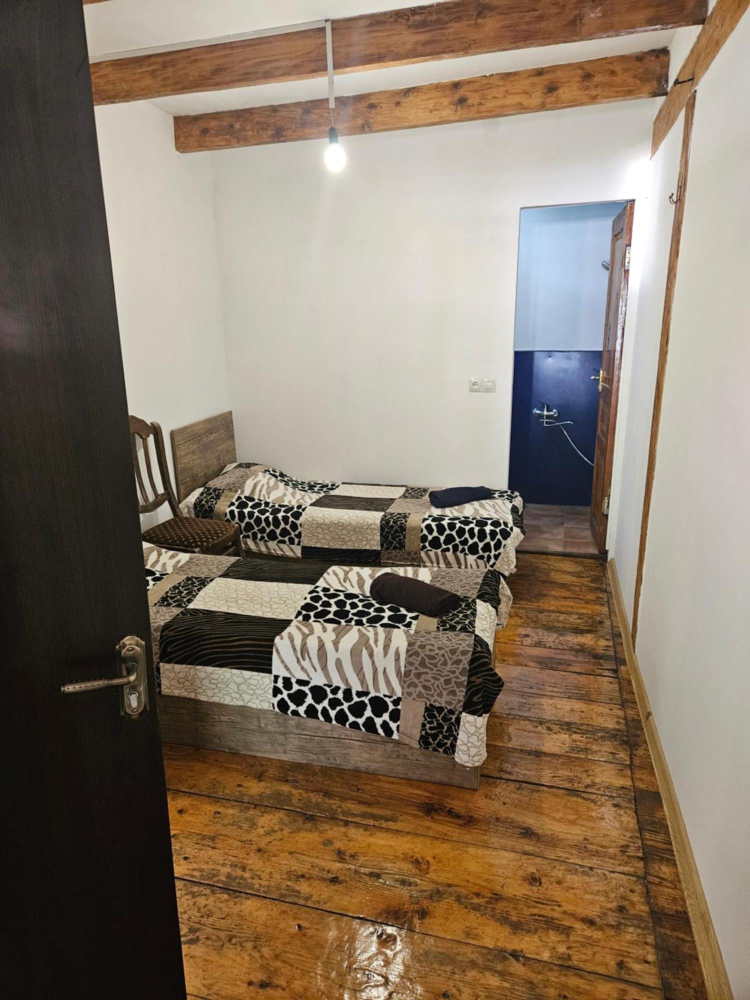 Guesthouse SVANURI SAKHLI Ushguli Extérieur photo