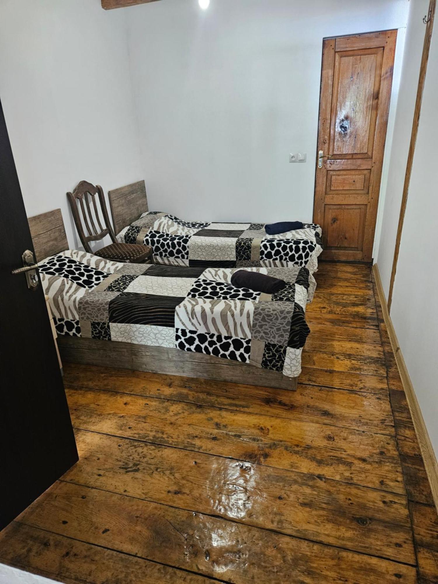 Guesthouse SVANURI SAKHLI Ushguli Extérieur photo